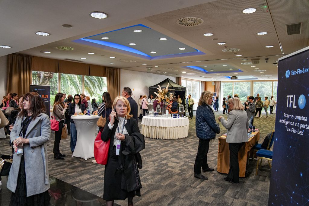 Plače v javnem sektorju Plače v javnem sektorju