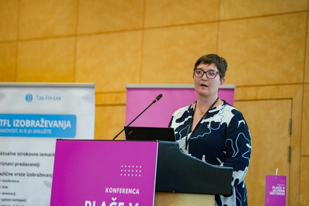 Plače v javnem sektorju Plače v javnem sektorju