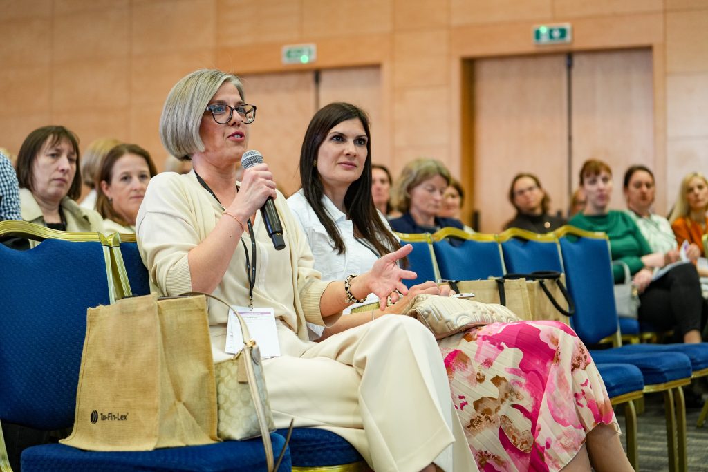 Plače v javnem sektorju Plače v javnem sektorju